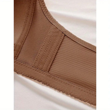 Front button gathering seamless underwire bra